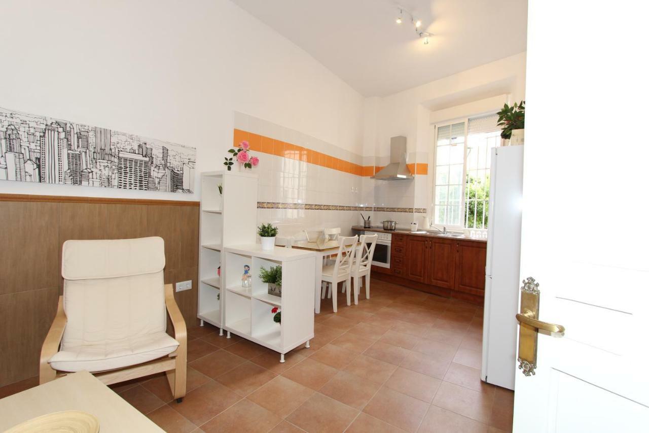 Apartamento Ollerias Málaga Buitenkant foto